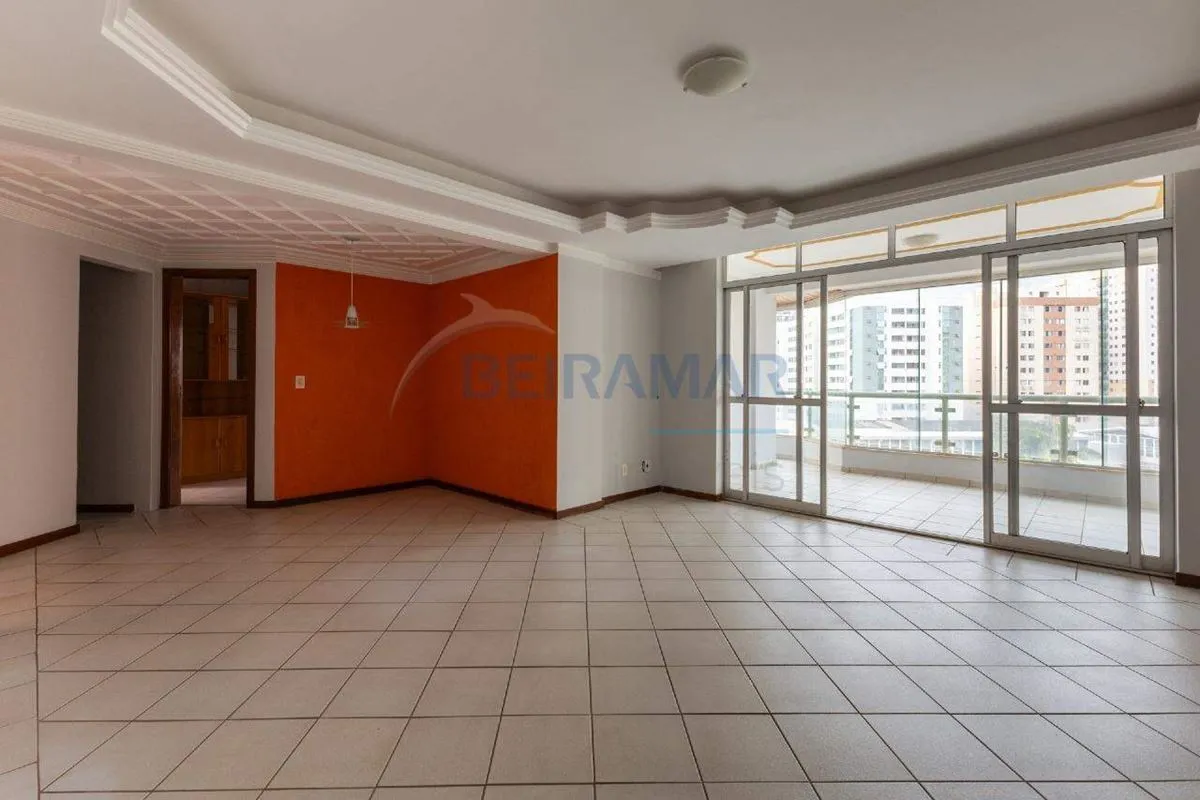 Apartamento de 3 Quartos, 1 Suíte, 127 m², Varanda, 2 Vagas de Garagem em Águas ...