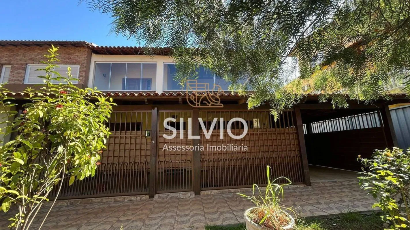 SILVIO ASSESSORIA IMOBILIÁRIA E MILENA APRESENTA: Casa Ampla e Aconchegante na S...