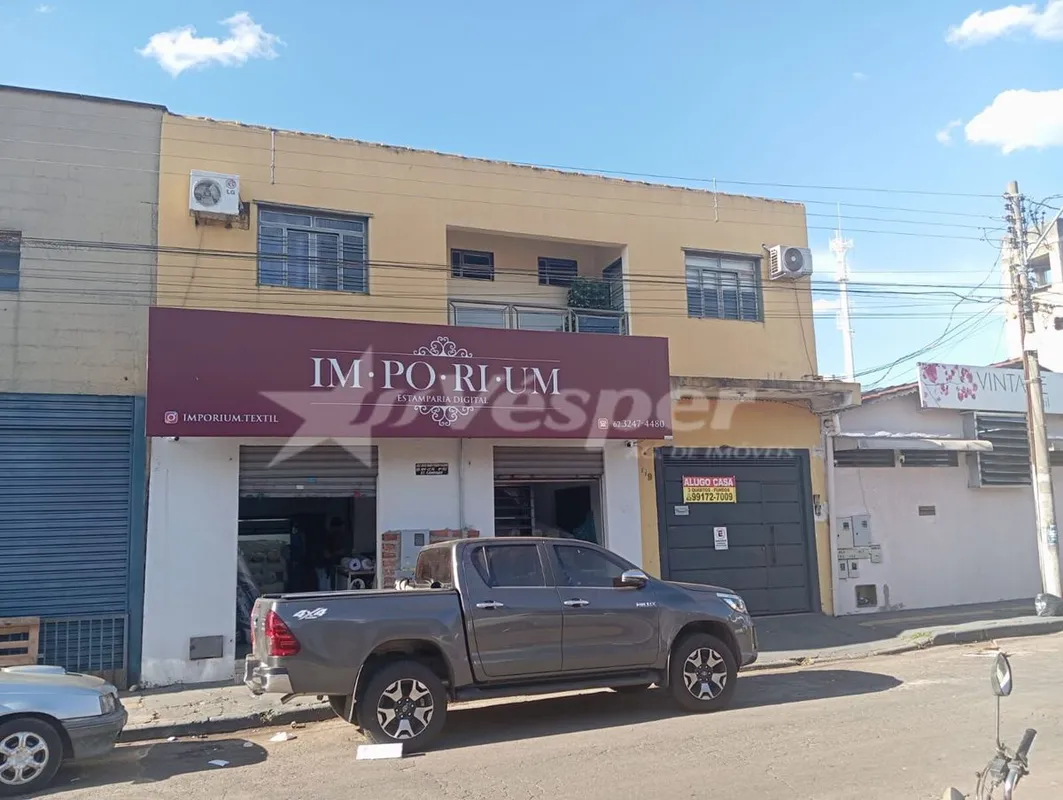 Prédio comercial à venda no Setor Campinas com 324 m² de área.Parte inferior:Loj...