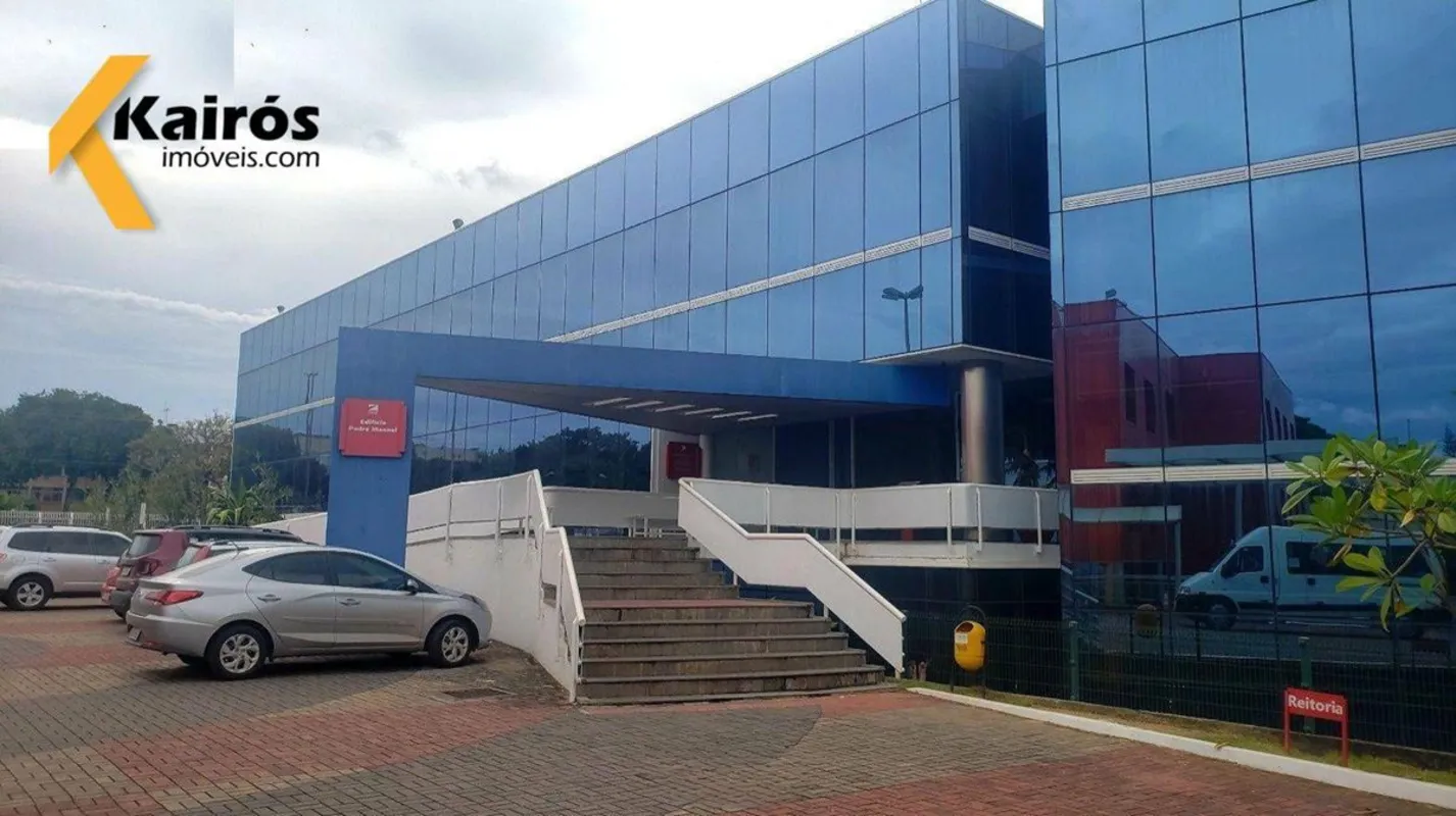 Prédio Institucional com 13.822,55m2 de área construída em um terreno de 15.000m...