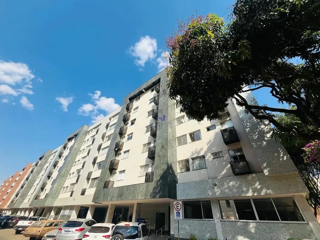Claudio Antonio Imóveis VENDE com Exclusividade!Apartamento de 41m² situado na S...