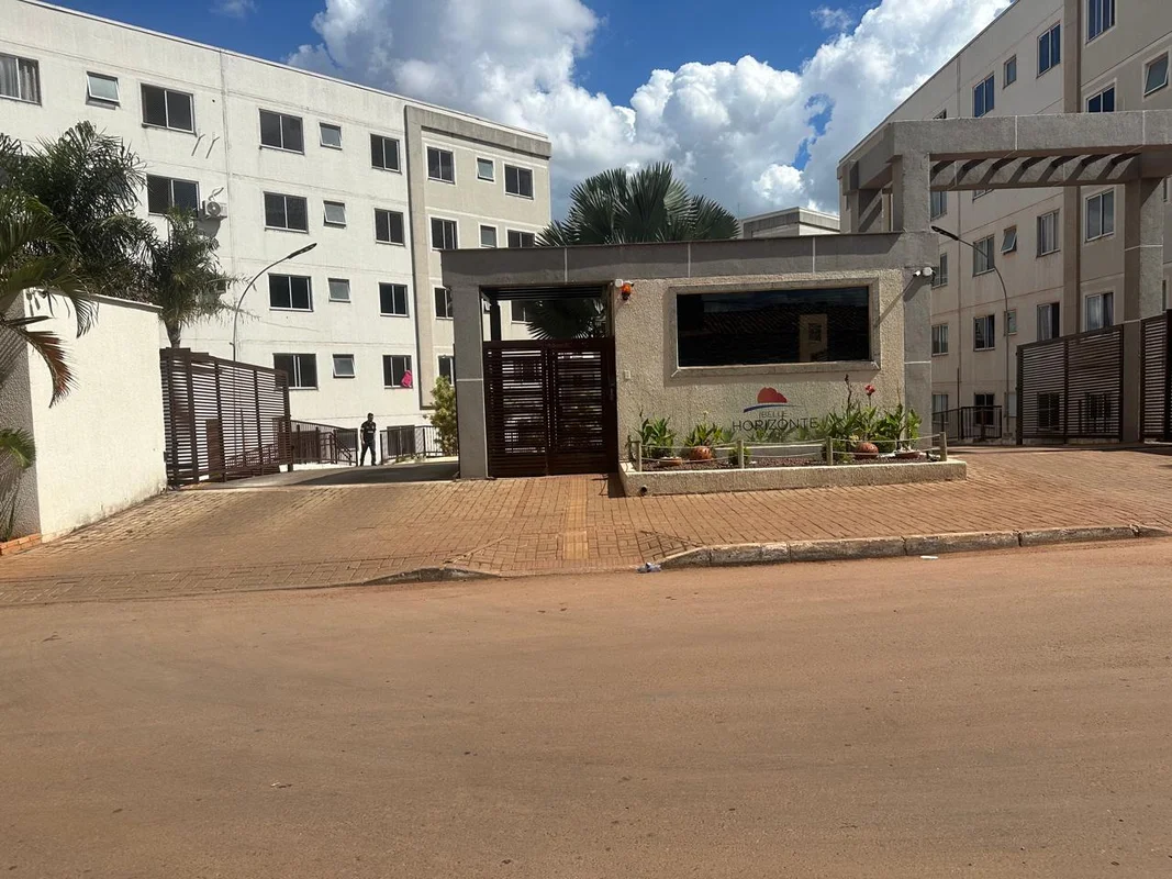 Descubra o conforto e praticidade de viver na Rua E, no bairro Parque Esplanada ...