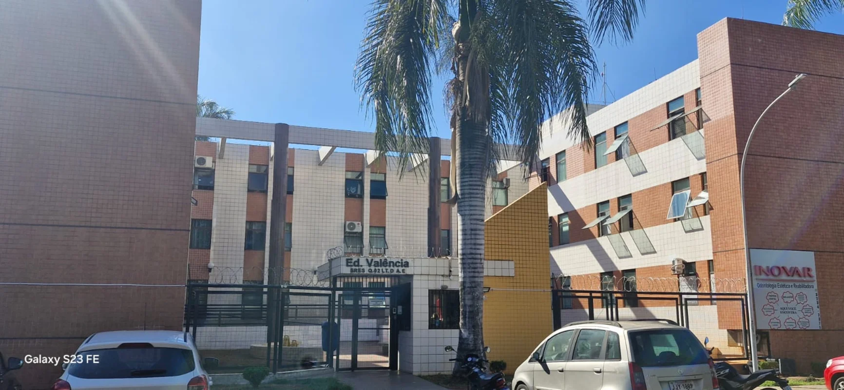 SRES - ED. VALÊNCIA (CONDOMÍNIO FECHADO), ÓTIMA KIT com 28,49 m² PRIVATIVOS, PAR...