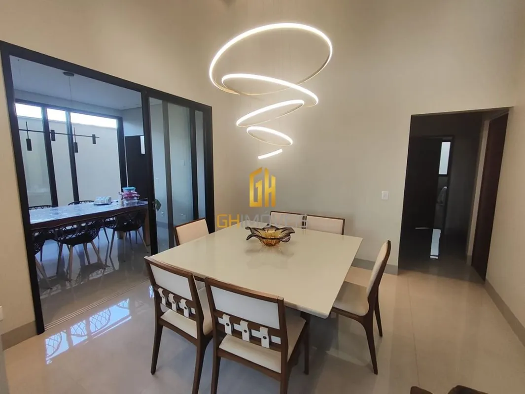 CA1736Casa 3 quartos, no Parque Amazônia , com 407M² de terreno e 237M² de const...