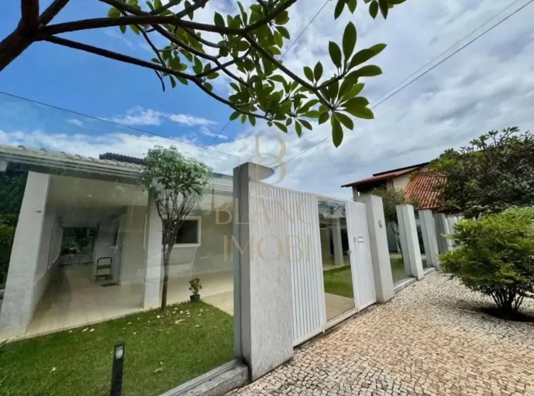 OPÇÂO TAMBÉM DE ÁGIO Casa Térrea Reformada | 4 Suítes | SHIN QI 14 – Lago NorteE...