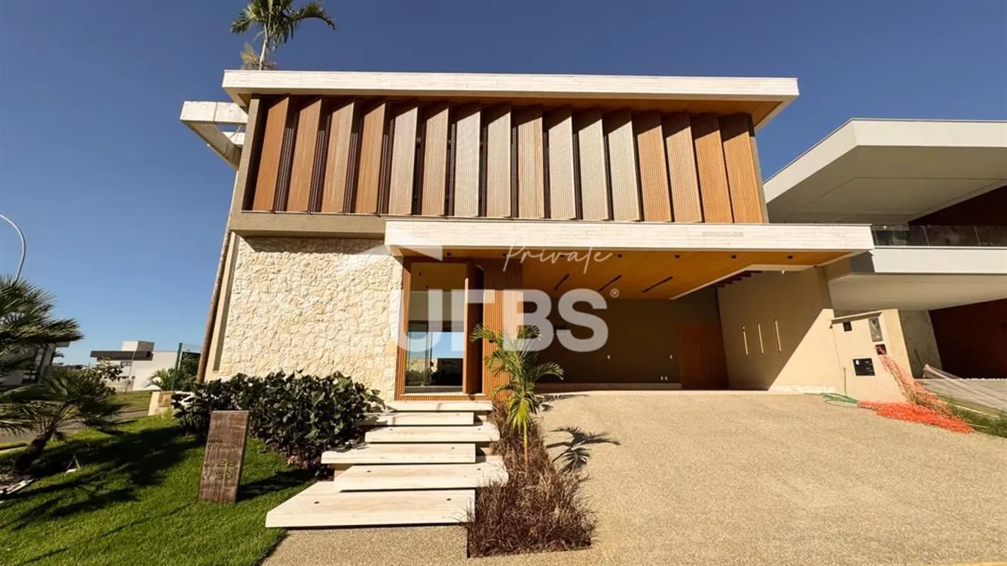 COD U-0027733 - Jardins França. Essa casa traz uma paz, um sentimento de pertenc...