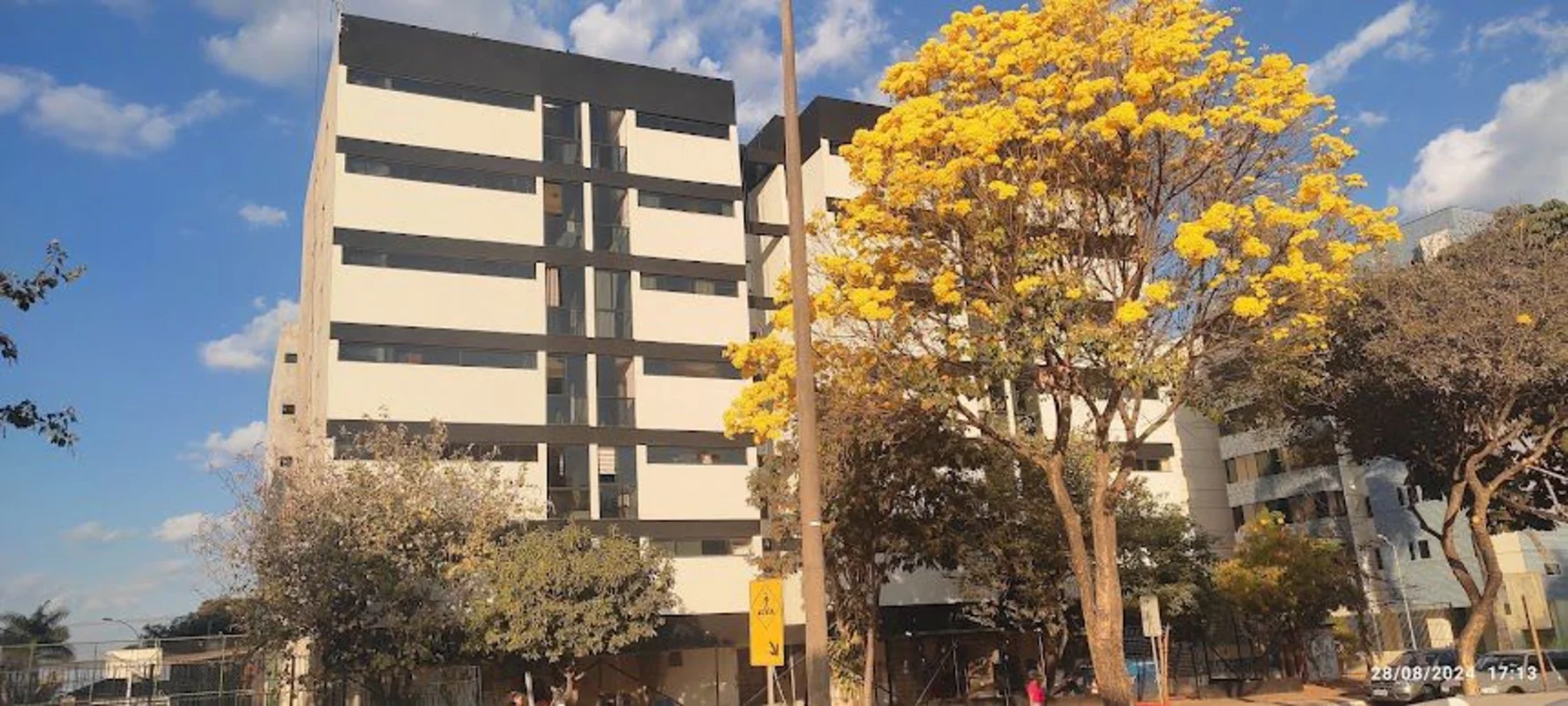 DALEPRANE IMÓVEIS VENDE EXCELENTE APARTAMENTO COM 02 QUARTOS NO GUARÁ!!! Apartam...