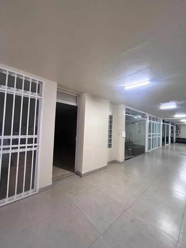 VENDE-SEEXCELENTE LOJA NO SUBSOLO DO BLOCO D DA CLN 316AGENDE JÁ A SUA VISITA 09...