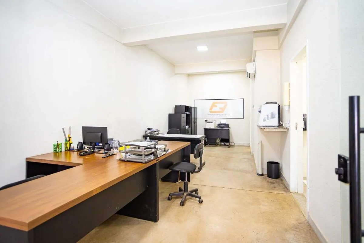 Loja Comercial com 200m² e Potencial para 2 Pavimentos na QN 7 - Riacho Fundo IE...