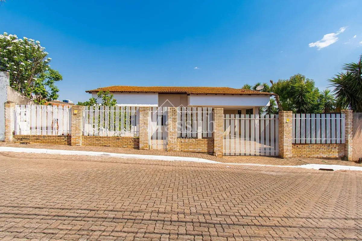 "MASSUH IMÓVEIS VENDE:CONDOMÍNIO RESIDENCIAL RECANTO SABIÁ - NASCENTE - VAZADO -...