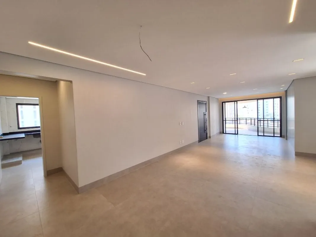 Apartamento de 178 m² com 03 quartos à venda - Edificio San Diego Setor Bueno - ...