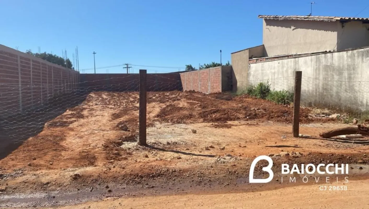 Lote comercial e residencial com 360m² no Jardim Pompéia, localizado em rua para...