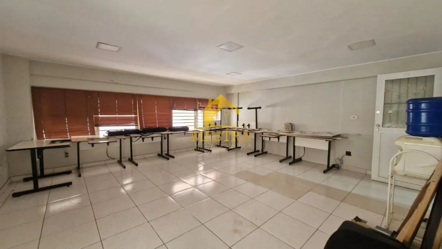 Vendo CLN 203 - Kitnet de Canto - 33m² - Para ReformaÓtima oportunidade para inv...