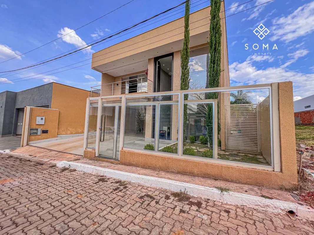 ESPECIFICAÇÕES DO IMÓVEL: - Projeto de iluminação - Sala ampla com dois ambiente...