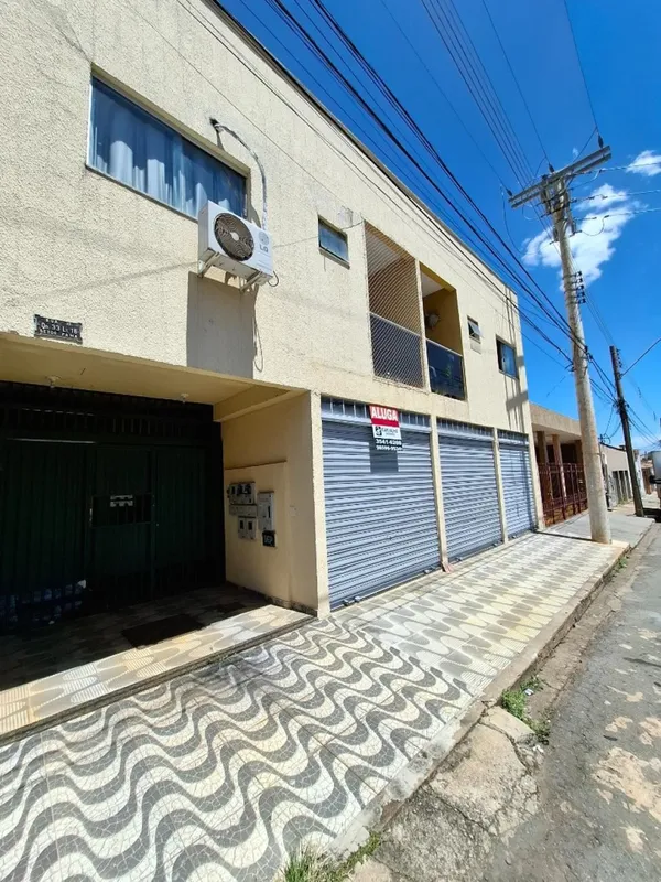 EXCELENTE SALA COMERCIAL ? 35 m²Sala comercial com 35 m², ideal para escritório ...