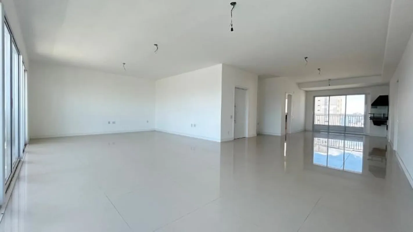 HENRIQUE: 9 8 1 9 8-4 2 4 0 (whatsapp) Apartamento andar alto na Rua 1140, Miami...