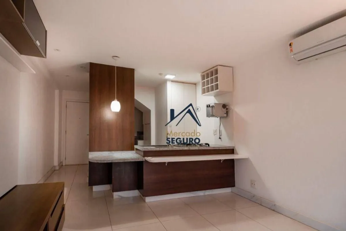 Mercado Seguro Imóveis vende:- Loft com 60 m² de área útil- Janelas sala e quart...