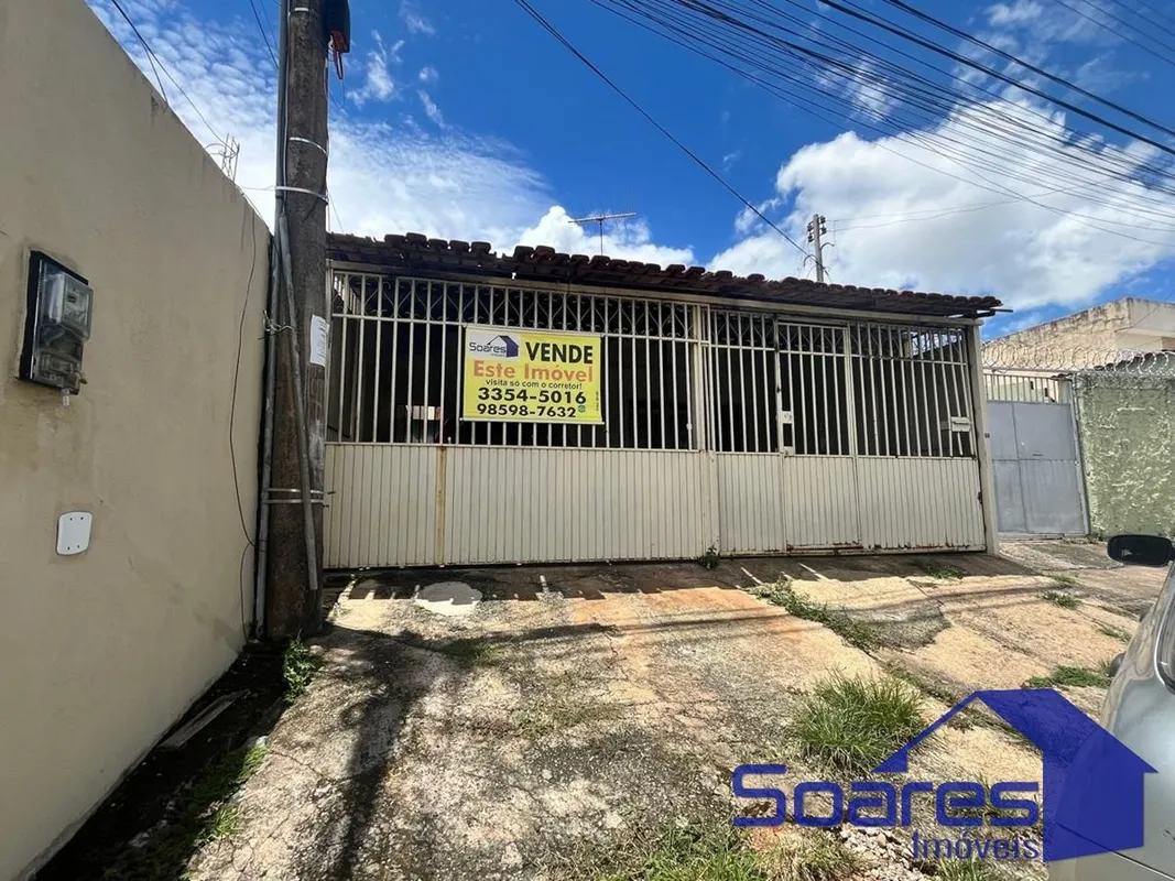 Não deixe escapar esta oportunidade única de adquirir um imóvel espaçoso e confo...