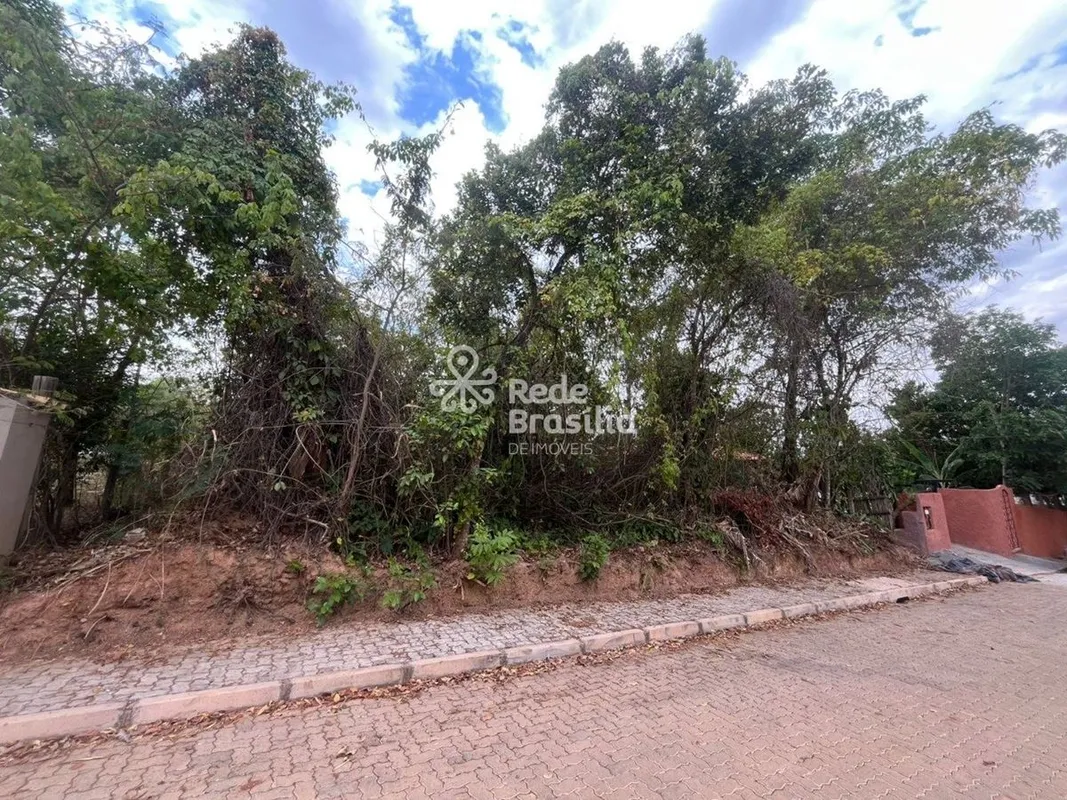 Condomínio Verde, Jardim Botânico.Excelente terreno de 800m² à venda no Condomín...