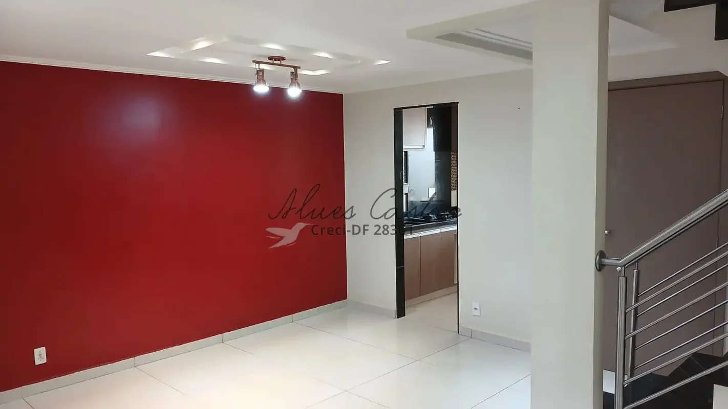 BAIXOUUUU de 630.000,00 para 620 000,00 para vender rápido. Excelente casa na QC...