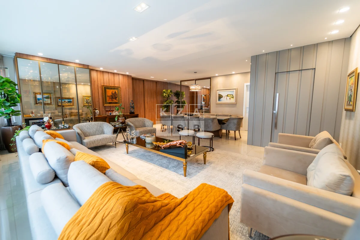Apartamento IMPECÁVEL com 210m2Vazado, nascente, 1 andar e com vista pro Jardim ...