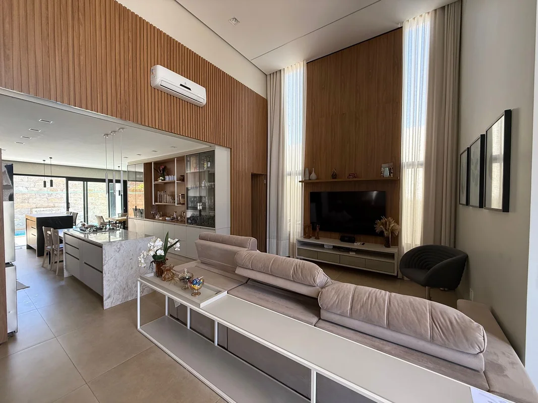Monumental Agência Imobiliária Vende;Casa Arniqueiras Condomínio Toscano Casa es...