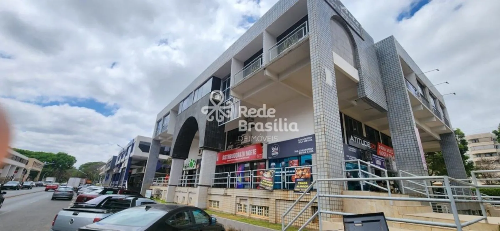 CLN 211, Asa Norte, Brasília, DFSala de uso misto como comercial ou residencial ...