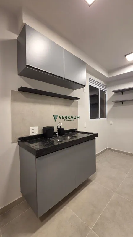 Apto 02 quartos, sala de estar, cozinha americana, banheiro social, hall de circ...