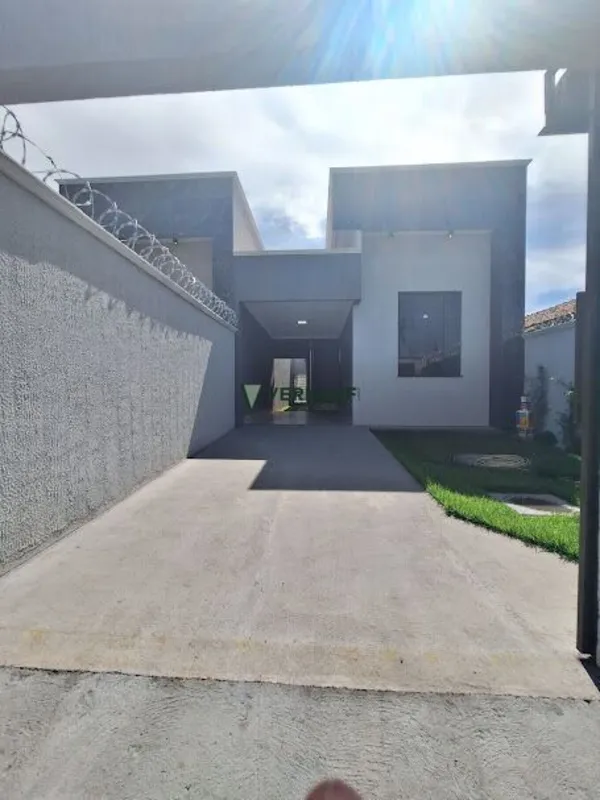 Se você está em busca de uma residência de alto padrão para chamar de lar, temos...