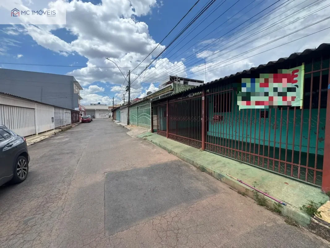 Casa à Venda na QNP 13, Conjunto U – Ceilândia Norte | 3 Quartos | Edícula nos F...