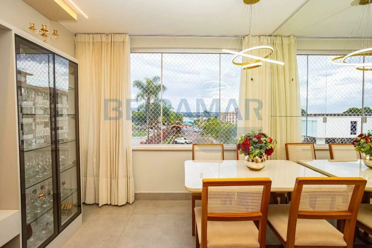 Abrir a janela da sala ou do quarto e ter uma vista 100% livre para o lago, todo...