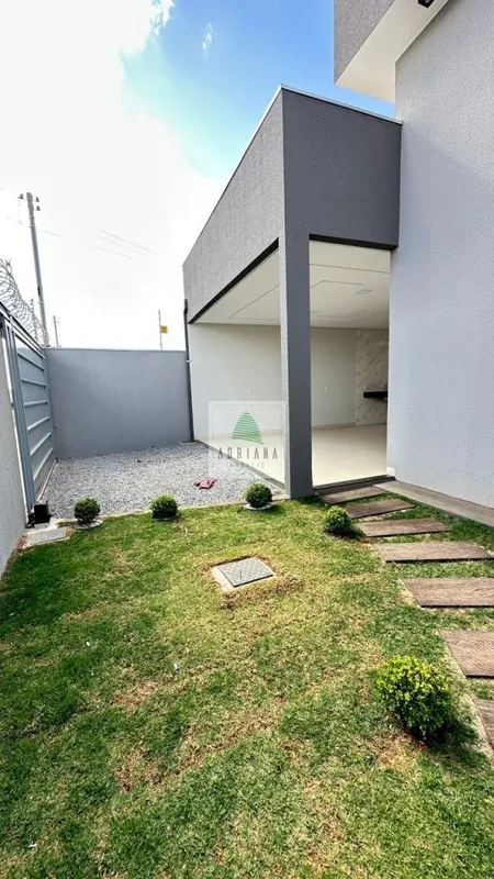 3 quartos , sendo 1 suíte , acabamento refinado, sala com pé direto duplo, sala ...