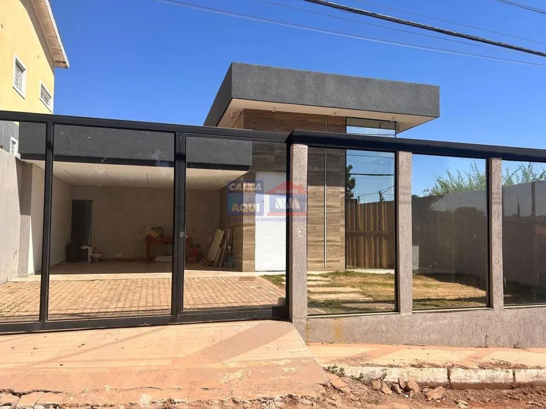 OPORTUNIDADE - Casa Nova de Alto Padrão em Vicente Pires Conforto e Funcionalida...