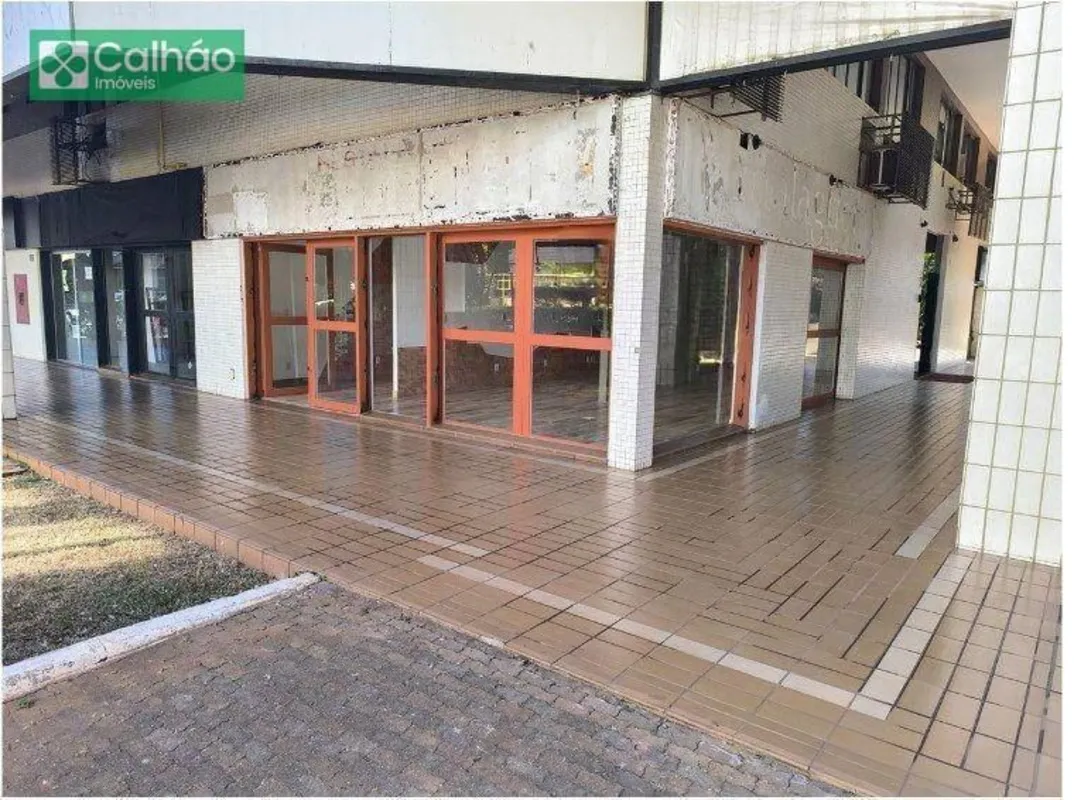  LOJA COM SUBSOLO PARA ALUGUEL NA ASA NORTE OPORTUNIDADE IMPERDÍVEL! Área privat...