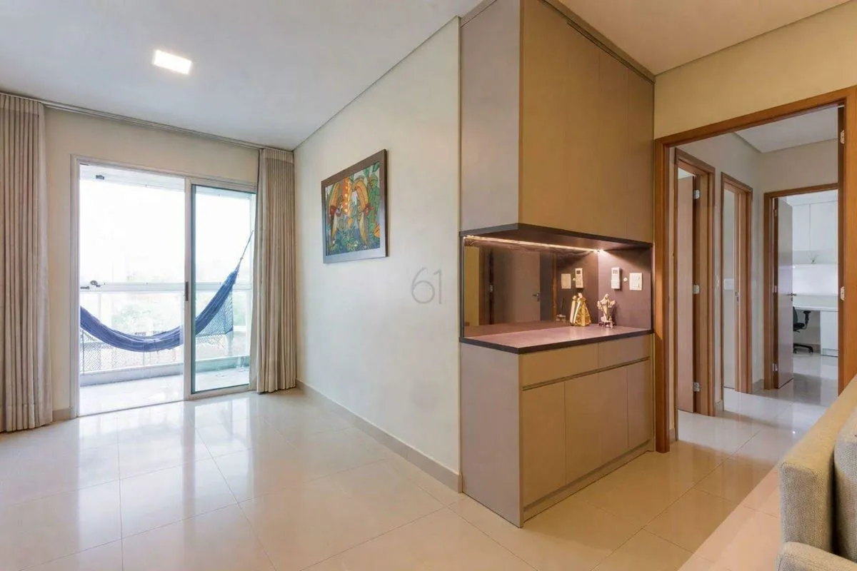 Este imóvel em posição mais que privilegiada, na SQNW 311, conta com 105m2, muit...