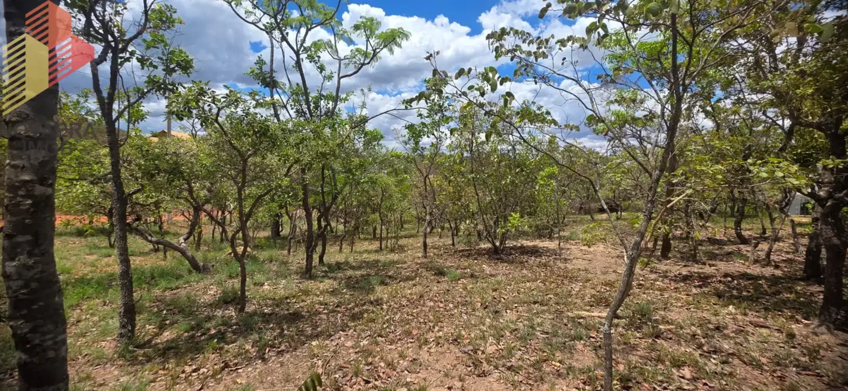 Excelente no Solar da Serra - Linda vista com 1.853,61 m2.Belíssimo lote no Cond...