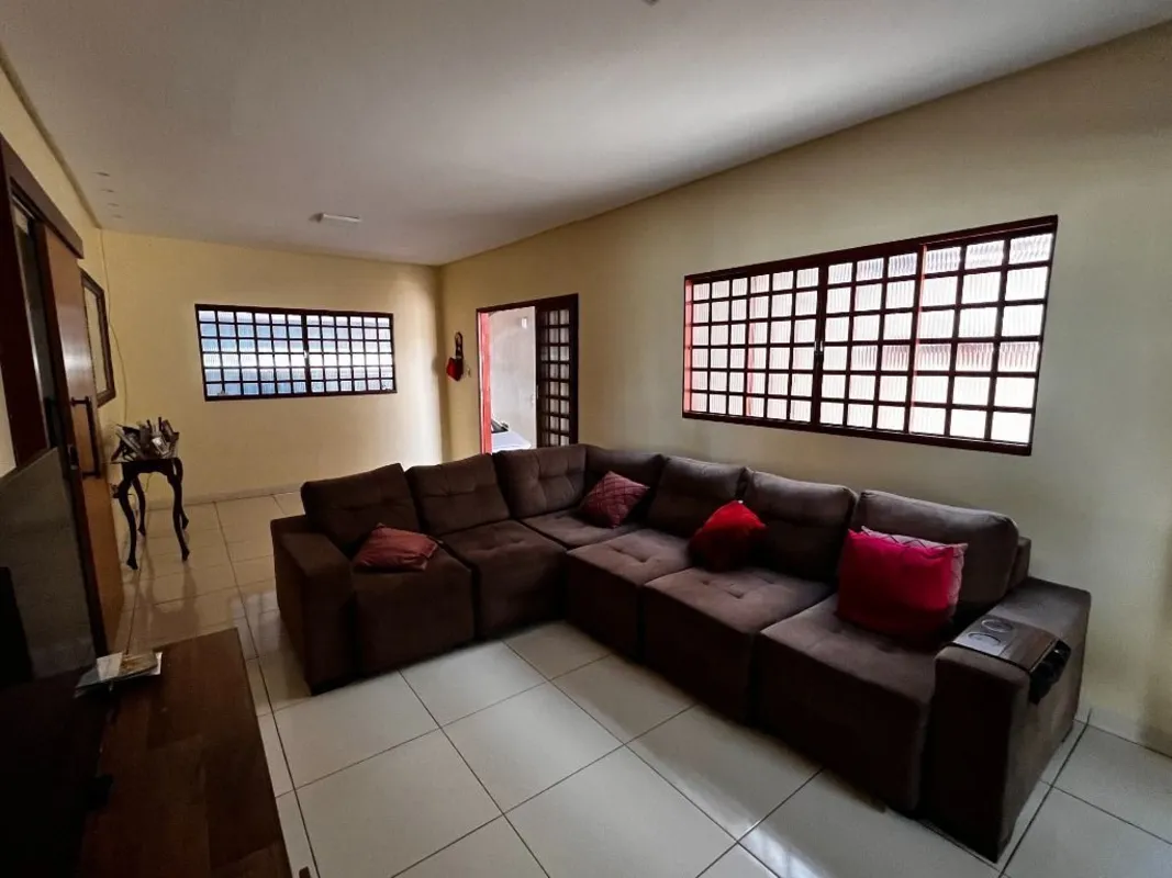 Casa de 103 m² com 02 quartos à venda - Industrial Mooca - Goiânia/GOCasa com 02...