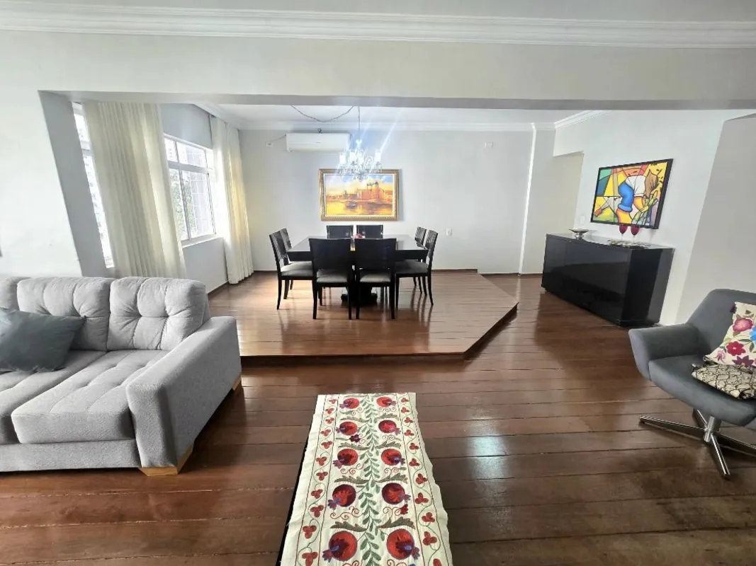 Apartamento de 188 m² com 04 quartos à venda- Edifício Ilhéus - Setor Bueno - Go...