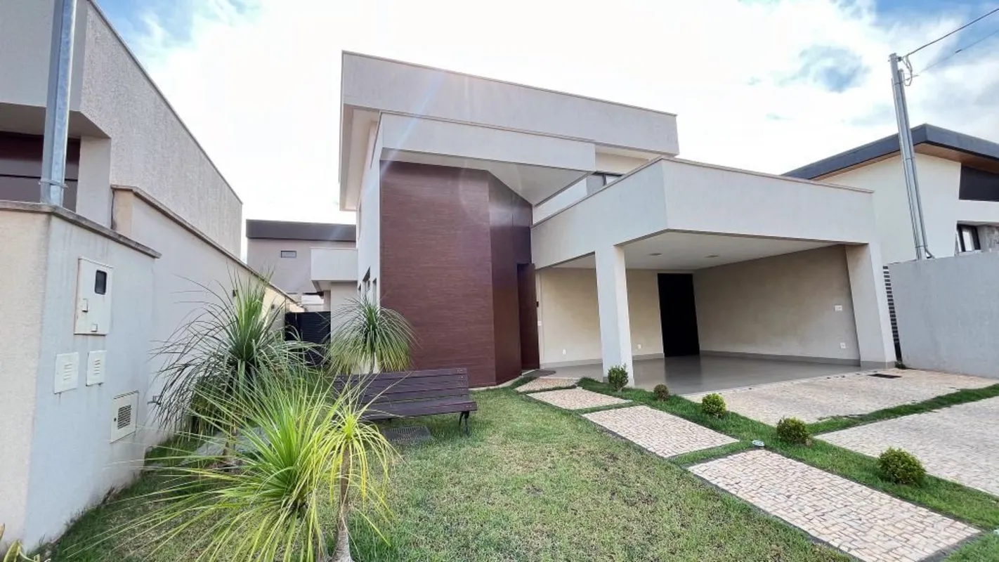 Sobrado de 220 m² com 04 quartos à venda - Jardins Bolonha - Senador Canedo/GOSo...