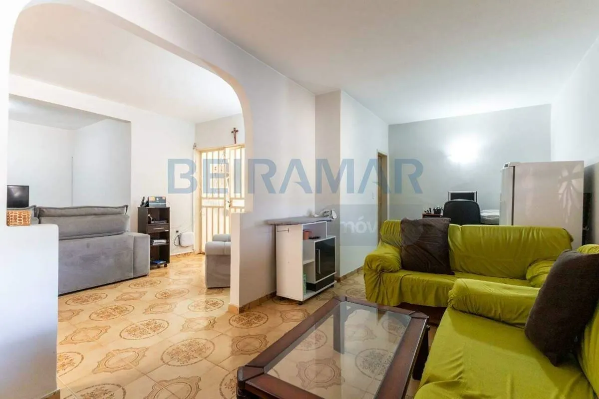 Casa com 3 Quartos, 1 Suíte e Amplo Quintal à Venda na QSC 19 - Taguatinga Sul/D...