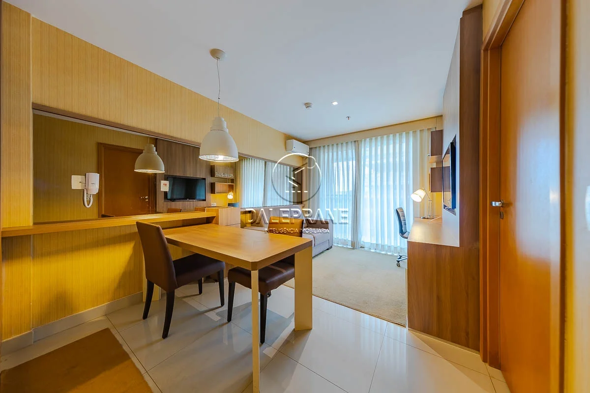 BRISAS DO LAGO - VISTA LATERAL LAGO - MOBILIADO - REFORMADO - 1 QUARTO - 1 VAGAD...