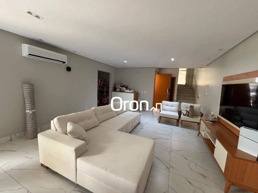 CÓDIGO DO IMÓVEL: SO0953LOCALIZAÇÃO:Em ótima localização, à poucos minutos do Co...