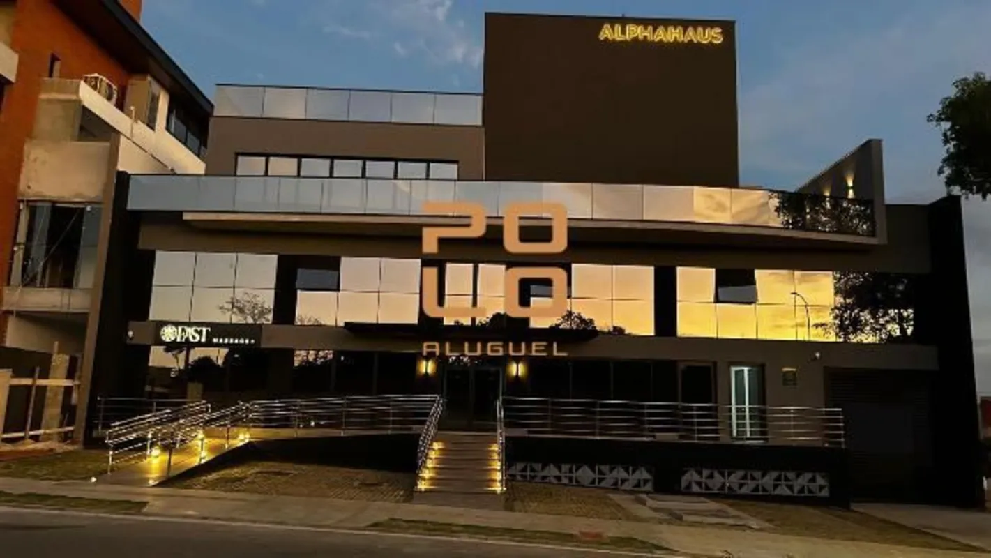 Sala comercial de alto padrão para alugar com 175,74m², banheiro privativo e uma...