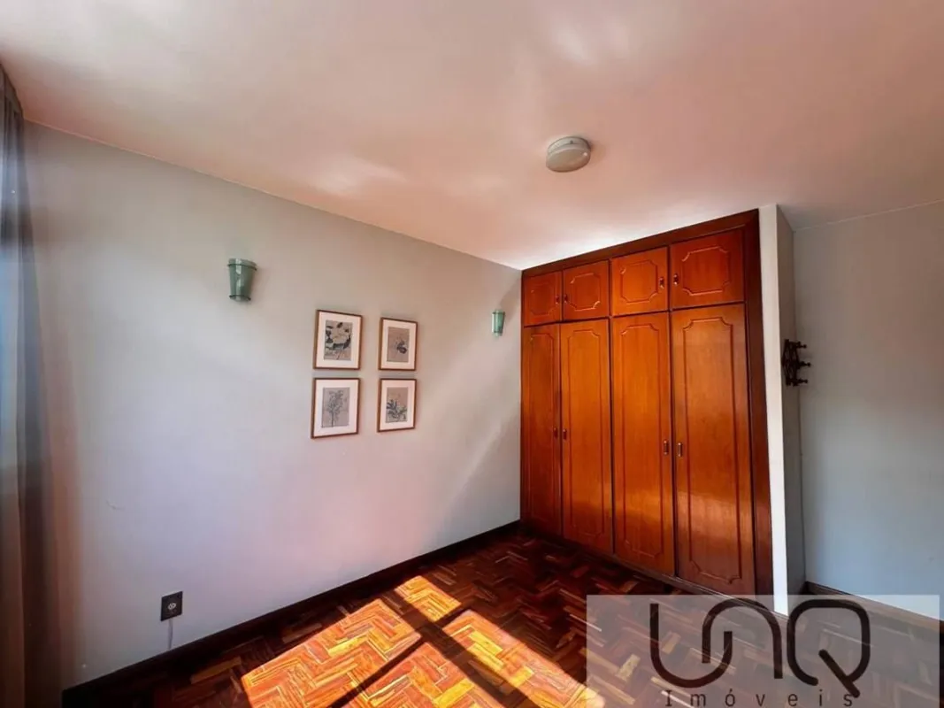 UNQ VENDEApartamento de 3 quartos - Para reforma - SQN 104125m2 de área útil; va...