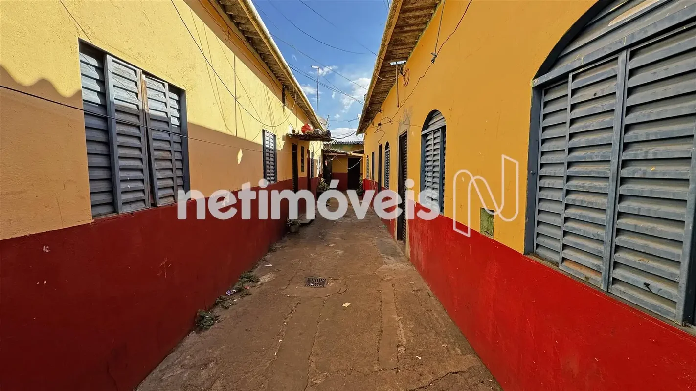 Oportunidade Rara para Investidores – Lote Rentável com Unidades Alugadas na QNN...