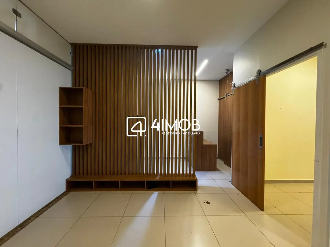 Excelente sala comercial de canto, com 51,82 m², nascente e totalmente reformada...