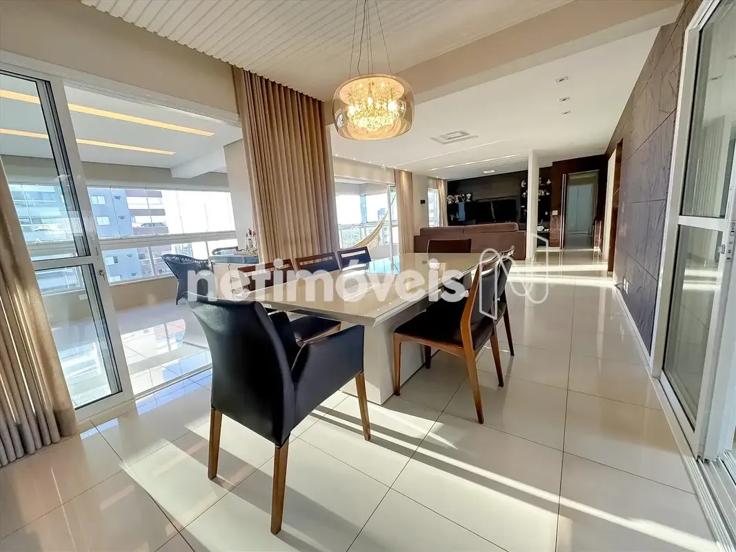 Apartamento 4 quartos com varanda, vazado, nascente, em Águas Claras no Edifício...