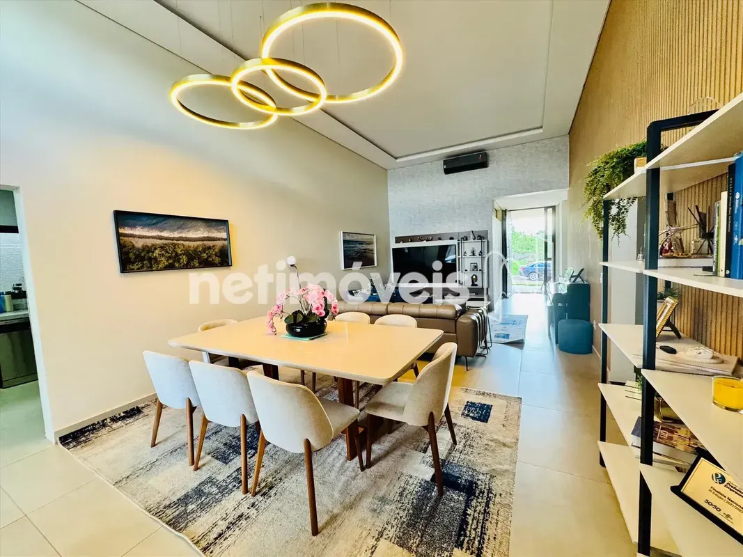 Excelente casa térrea com HABITE-SE localizada em um dos melhores condomínios do...