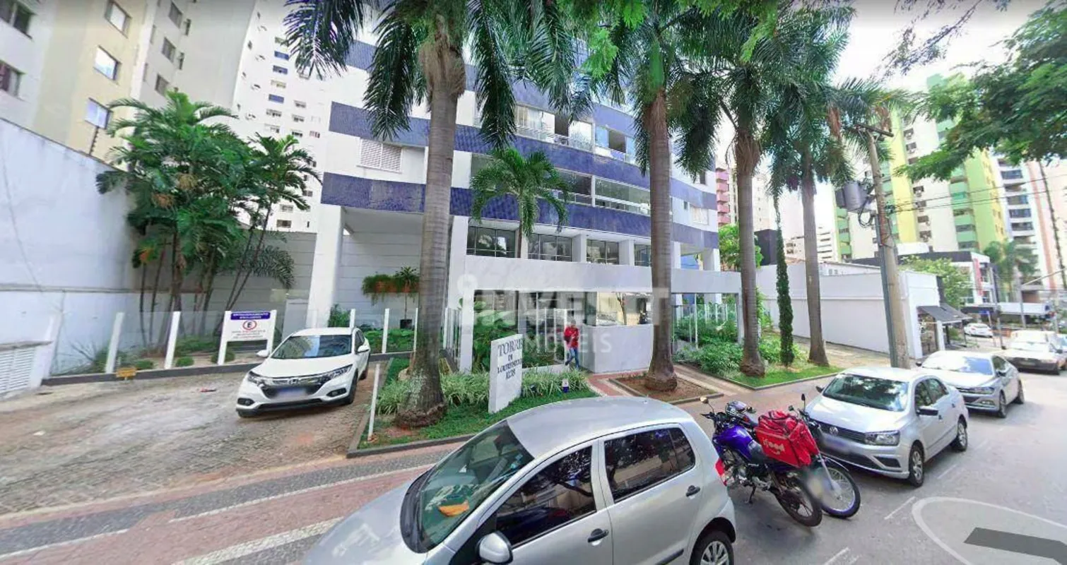 LOCALIZAÇÃO:Ed. Torre Di Lourenzzo Apartamento amplo e muito bem distribuído, lo...