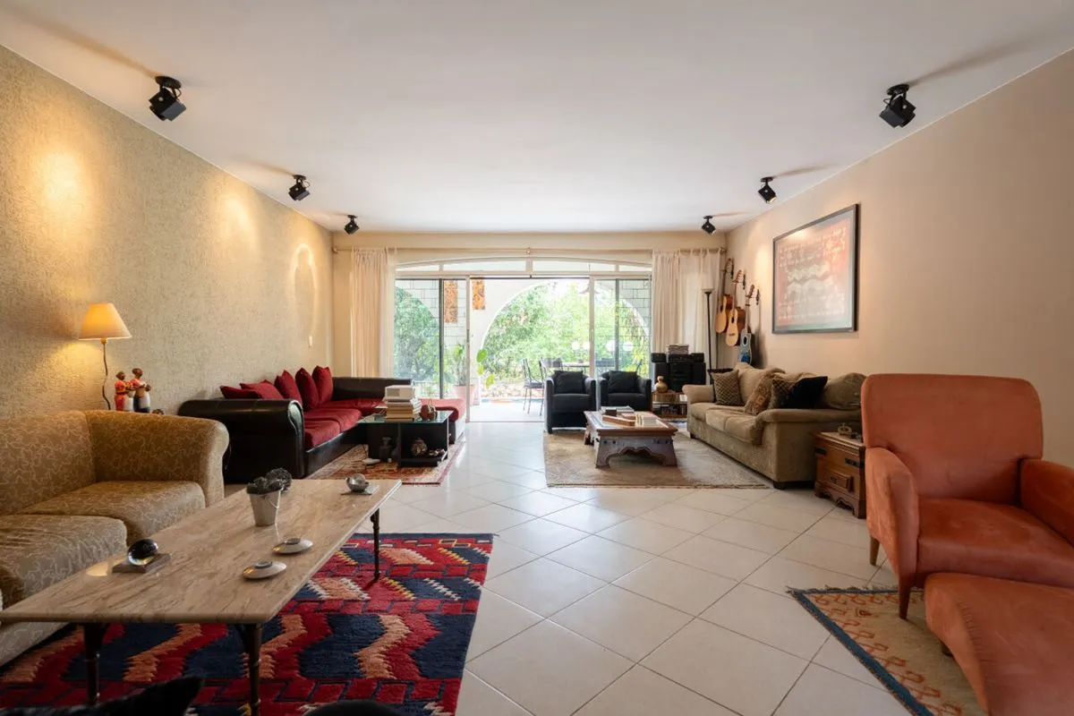 Casa com 4 quartos, sendo 2 suítes, à venda na SHIS QI 19, Lago Sul - Brasília.3...